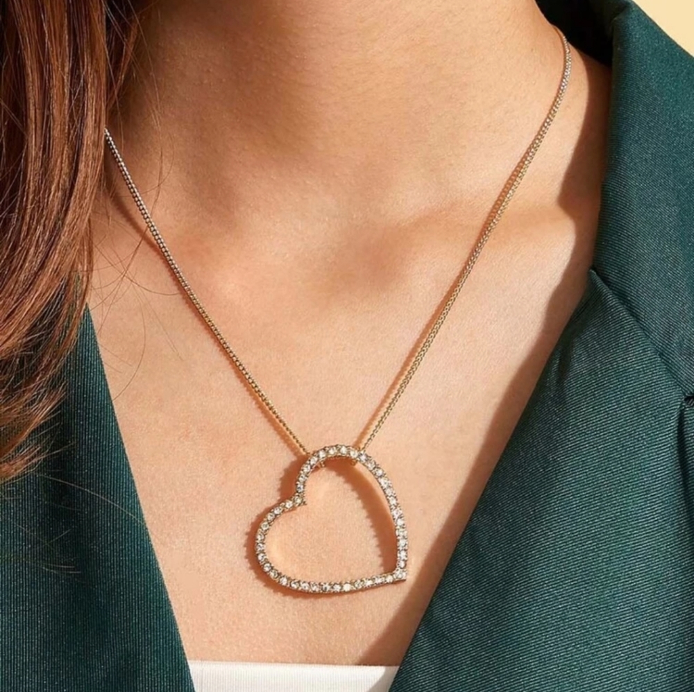 Rhinestone Engraved Gold Heart Charm Necklace